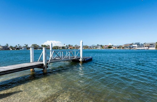 Yamba House | Family Tides LJHooker Yamba