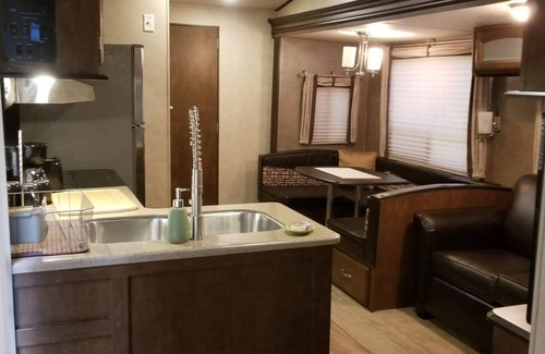Logan House | Family Time at Hills Hocking @ Pine Creek Villas: Creek Front