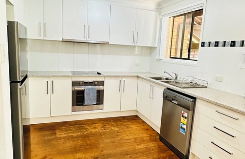 North Wollongong House | Family townhouse in Wollongong CBD