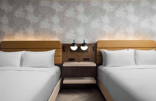 Los Angeles Hotel | Family Travel x2 | Spacious Pet Friendly Units near Universal Studios Hollywood!