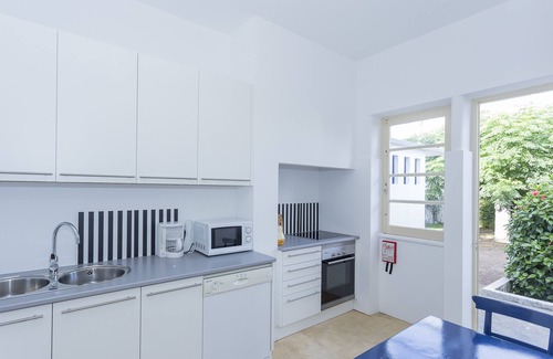 Ponta Delgada Villa | Family Villa in Charming Avenue - Ponta Delgada Center