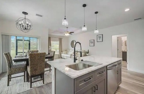 Rotonda West House | Family Villa King Bed Master suite 3 bed. + 2 baths + beach & fishing & golfing