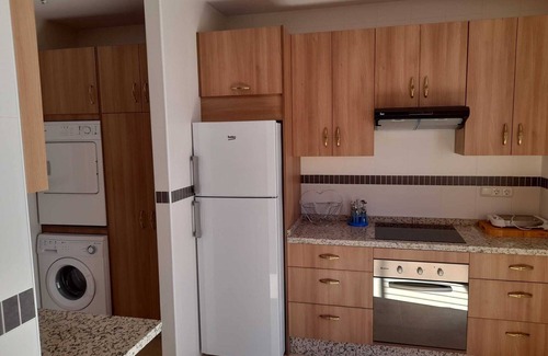 Iznajar House | Family Villa with a pool. Sleeps 6 with En-suites.