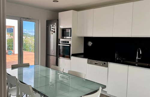 Nossa Senhora da Anunciada Villa | Family Villa with pool, mountain views and nature in Arrábida Natural Park
