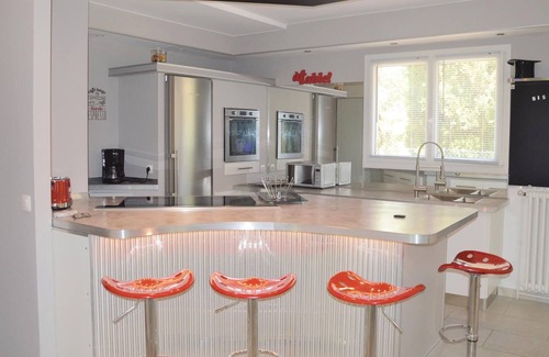 Grans House | Fancy a sunny vacation in a beautiful vacation home with private pool and pleasantly shaded terrace.