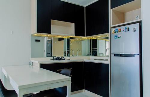 Pinang Apartment | Fancy and Nice 1BR Apartment at Silkwood Residence