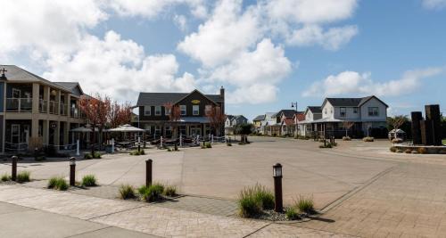 Ocean Shores House | Fancy Finish Cottage