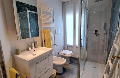 Washington Apartment | Fancy Monique