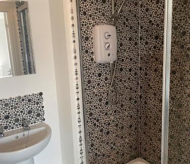 Solihull Apartment | Fantastic 2 bedroom apartment- 7 mins from NEC, Airport, JLR, town centre