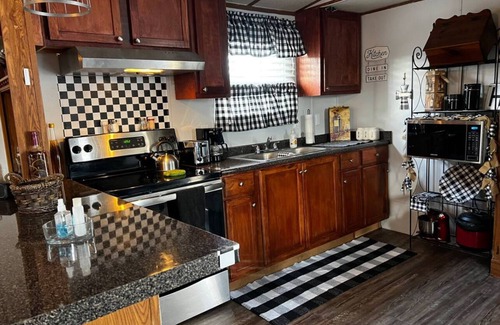 Mason House | Fantastic 2-bedroom manufactured home in Mason