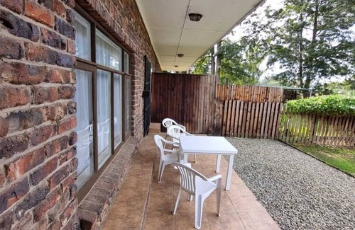 Rheenendal Apartment | Fantastic 2-bedroom apartment in Rheenendal