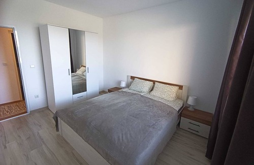 Hadamar Apartment | Fantastic 2-room apartment Varna Bulgaria with direct access to the garden/pool