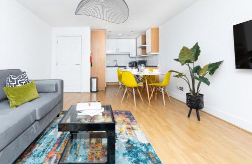 Weavers Apartment | Fantastic 2BR Flat, 3 min Shoreditch High Street