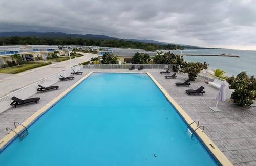 St. Ann's Bay Villa | Fantastic 4-Bedroom Villa with Pool, Beach, Gym and Restaurant.