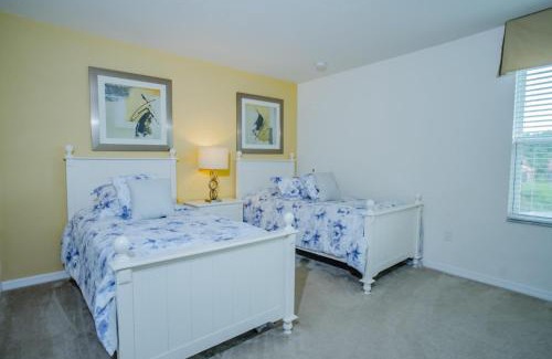 Bellavida House | Fantastic 4br 3ba with Pvt Pool near to Disney