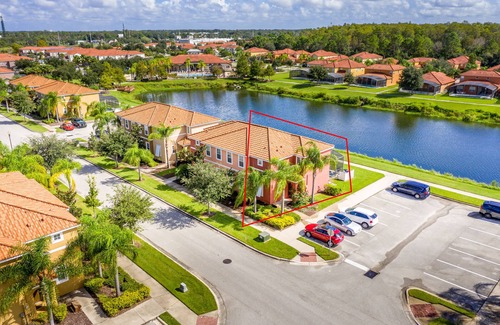 Bellavida House | Fantastic 4br 3ba with Pvt Pool with Lake view near to Disney