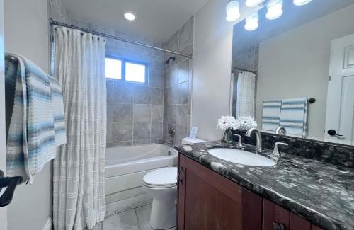 Southwest Anaheim House | Fantastic 5 Bedroom 4 bath home with new Pool & Jacuzzi