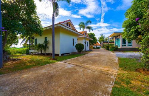 Hua Hin Villa | Fantastic 7 Bungalow Private Resort - BR7