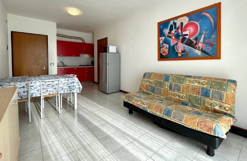 Torre di Fine Apartment | Fantastic Apartment in Modern Residence with two Swimming Pools