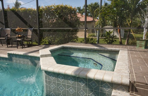 Pelican House | Fantastic Cape Coral 3 Bedroom, 2 Bath West Facing Pool Home near Cape Harbor