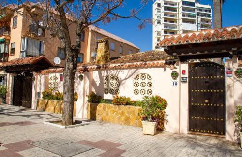 Torremolinos Ski Chalet | Fantastic chalet 5 mins away from the beach by easyBNB