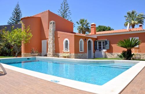 Vilamoura Villa | Fantastic for Family Gatherings, Optional Pool Heating, Free Air Con Wifi
