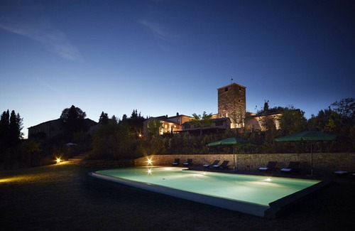Petrognano House | Fantastic Villa with swimming pool for max 37 people