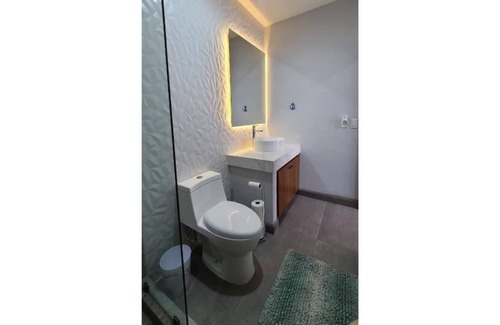 Libertad Condo | Fantastic Oceanview Penthouse Private deck & Spa