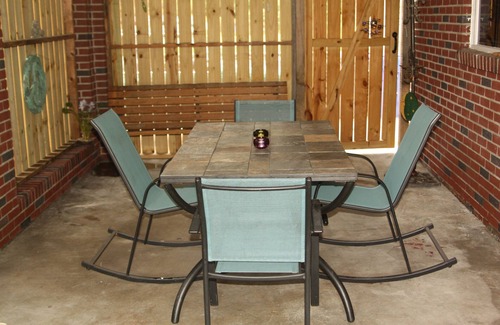 North Charleston House | FANTASTIC PRICE ! FOR CHARLESTON! 2 BR HOUSE NO HIDDEN FEES
