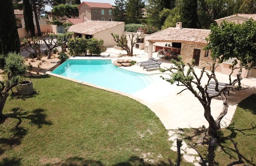 Modene Villa | Fantastic private villa with heated saltwater pool in Provence