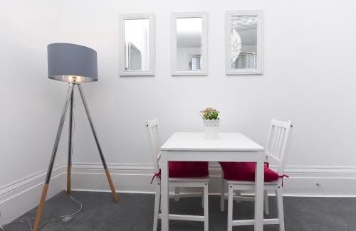 Broadstairs Apartment | Fantastic Sea View, 1 bed sleeps 2
