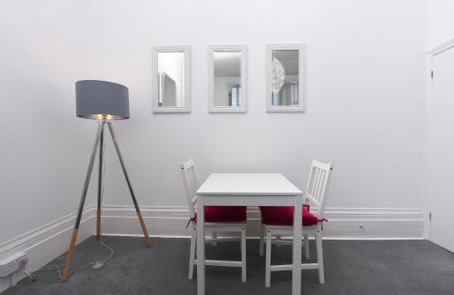 Broadstairs Apartment | Fantastic Sea View, 1 bed sleeps 2