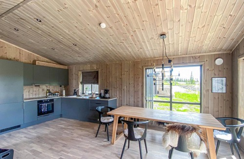Svingvoll House | Fantastic vacation home in central location at Skeikampen.