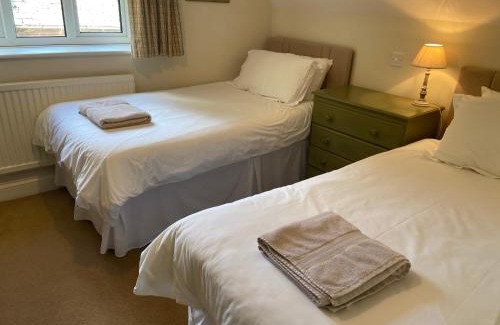 Bourton House | Far Hill Cottage