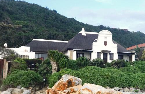 Wilderness Beach Apartment | Far Niente Beachfront Guesthouse