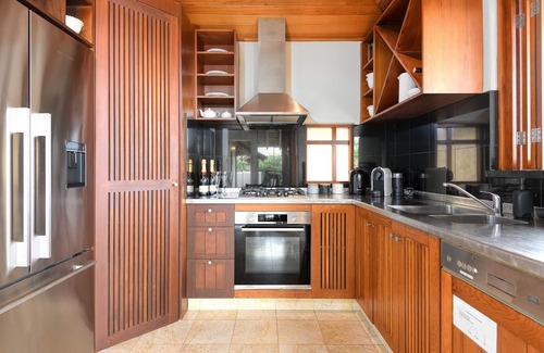 Port Douglas Villa | Far Pavilion Villa A - 2 Bedroom Villa In Town Centre