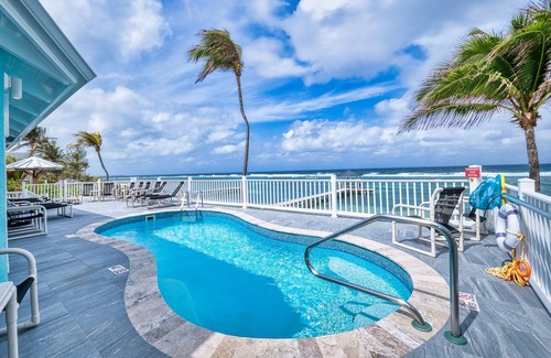 North Side House | Far Tortuga: 20 Adults Single Level Beach Villa w/Heated Pool and Private Dock