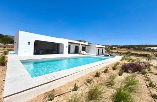 Paros Villa | Faragas Hill Harmony Villa