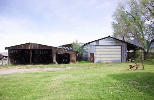 Swan Valley House | Farm House at Chapel Ranch