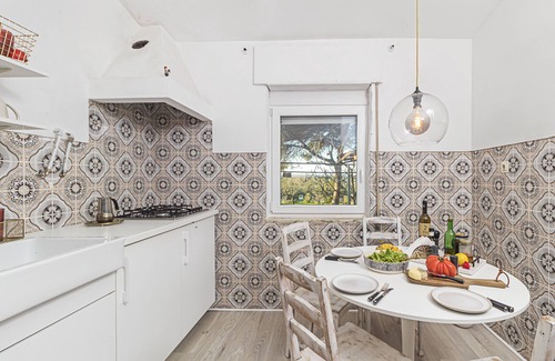 Lagos Other | Farm house on sustainable farm with animals