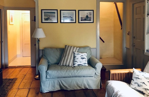 Waldoboro House | Farm House on the Medomak River, (Ocean). Perfect for families and couples too!!