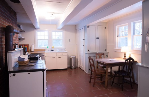 Town of Olive House | Farm House