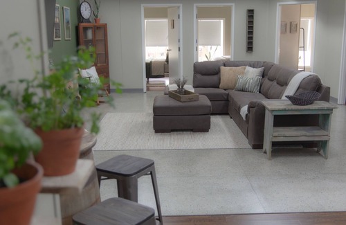 Kingsville Apartment | Farm-inspired Inn in the heart of beautiful downtown Kingsville!