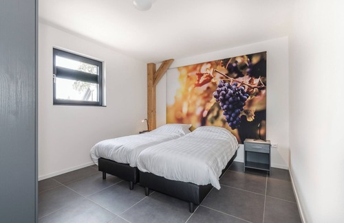 Baarle-Nassau Resort | Farm Lodge 707 - Three Bedroom Resort, Sleeps 6
