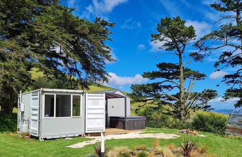 Oparau Cabin | Farm Retreat
