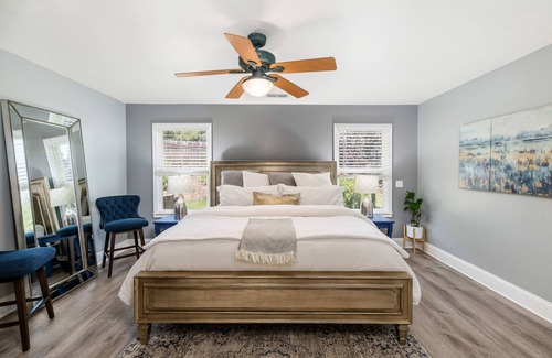 Ramona Other | Farm Stay Experience. 6 BDR - Barn Game Room, HotTub, Chickens, Farm Stand, Pool