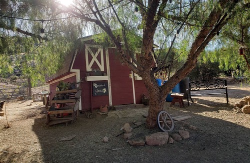Jamul House | Farm stay in the hills. 15 miles from casino