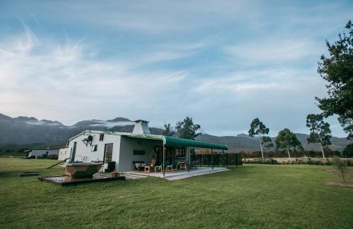 Riviersonderend House | Farm stay near Greyton, Western Cottage.