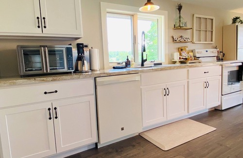 Fredericktown Other | Farm View Suite