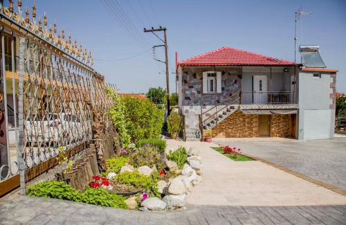 Tragilos House | Farma House Vasilo - Escape Cottage Retreat